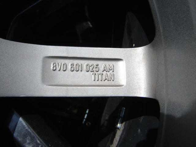 1x Alufelge 18 Zoll 7.5" 5x112 51ET 8V0601025AM Audi A3 Rim Wheel FEL8573959684yd