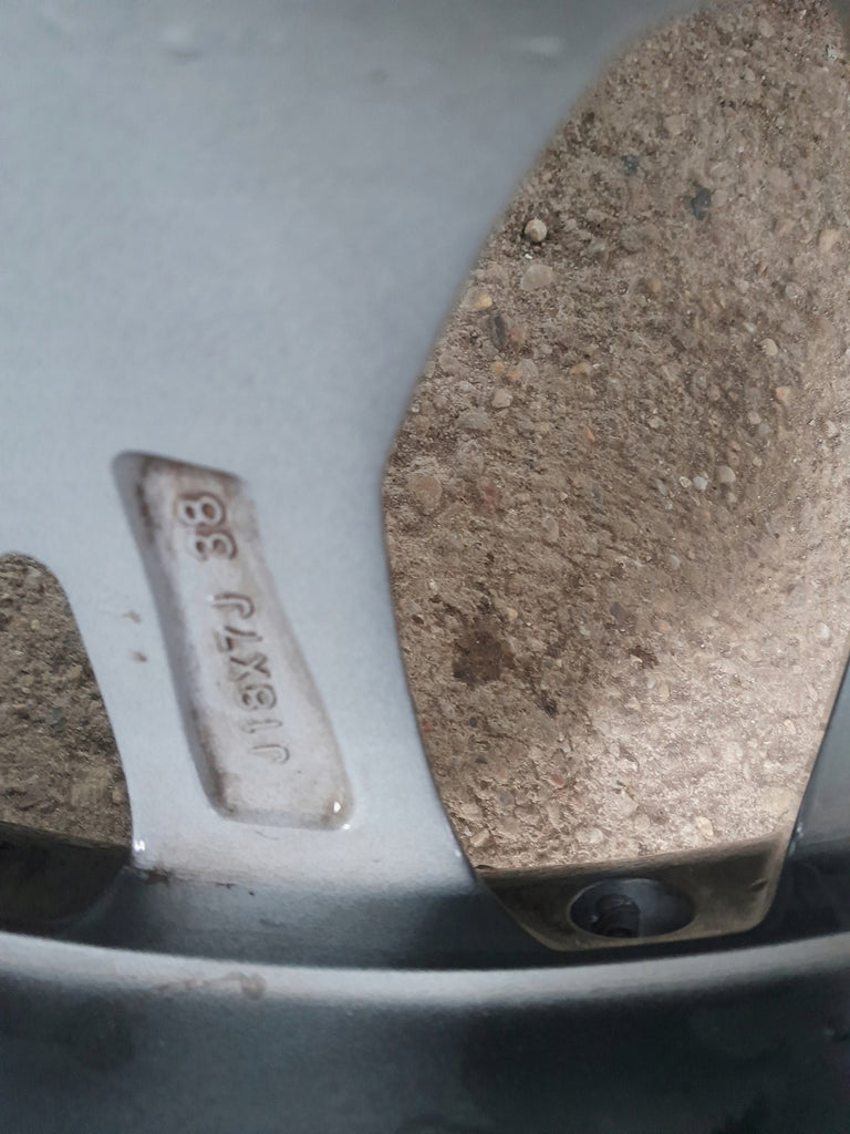 1x Alufelge 18 Zoll 7.0" 5x114.3 38ET MZ315060 Mitsubishi Eclipse Cross