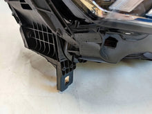 Laden Sie das Bild in den Galerie-Viewer, Frontscheinwerfer Audi Q3 83A941036 Full LED Rechts Scheinwerfer Headlight SCH4207436488iq