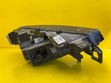 Laden Sie das Bild in den Galerie-Viewer, Frontscheinwerfer VW I 11B941035G LED Ein Stück (Rechts oder Links) Headlight SCH5972114052ed