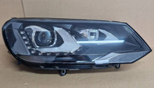 Load image into Gallery viewer, Frontscheinwerfer VW Touareg 7P1941752 Xenon Rechts Scheinwerfer Headlight