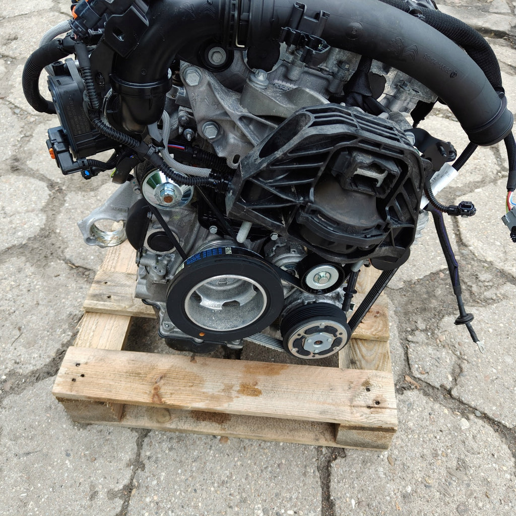 Motor Peugeot 2008 II CRD93 1.2 THP 73PS 54kW 48TKm Hybrid Engine Unkomplett