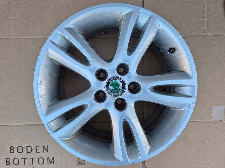 1x Alufelge 16 Zoll 5J0601025B Skoda Fabia Ii Rim Wheel FEL9290754676ny