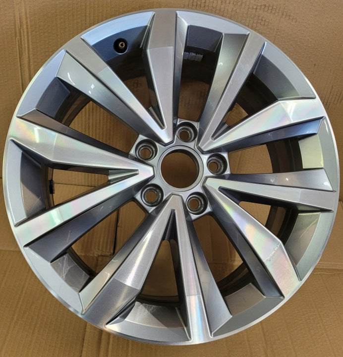 1x Alufelge 17 Zoll 7.0" 5x112 45ET 2GA601025P VW T-Roc I Rim Wheel FEL2456737423za