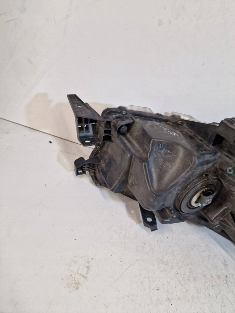 Frontscheinwerfer Toyota Hilux VIII Links Scheinwerfer Headlight SCH4343764853bh