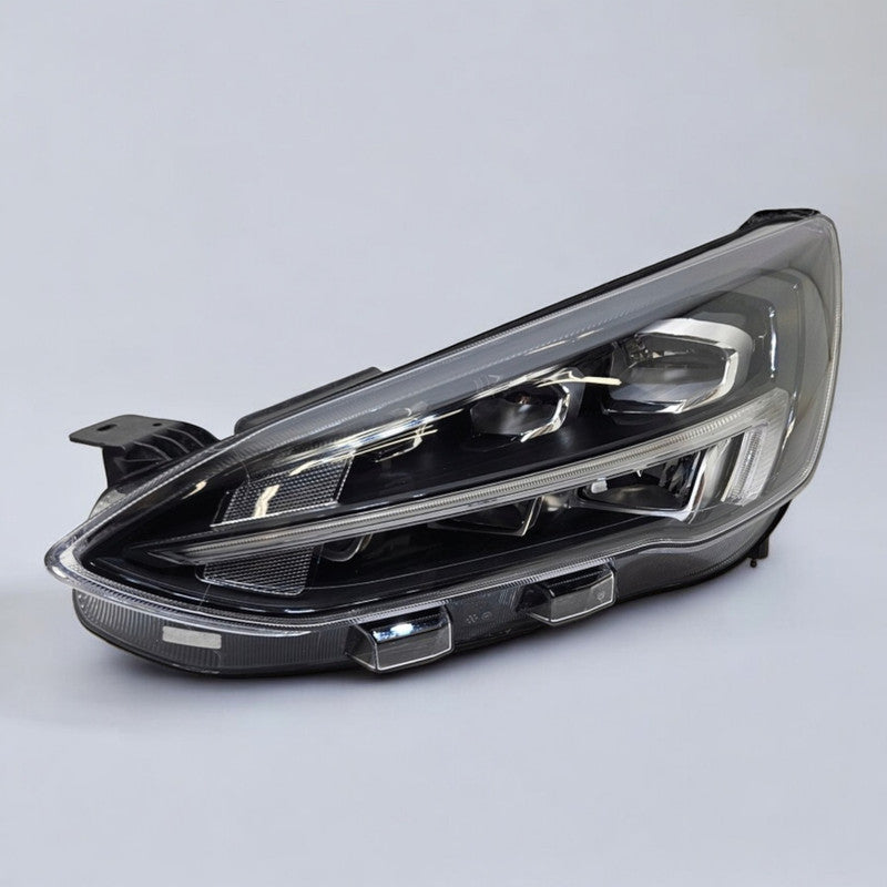 Frontscheinwerfer Ford Focus MX7B-13E015-ED Links Scheinwerfer Headlight