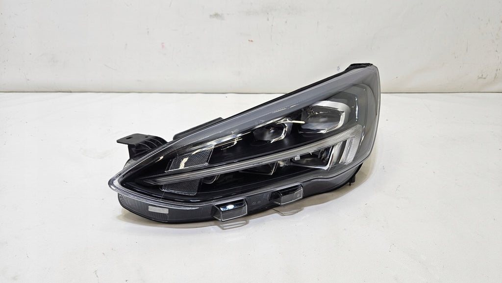 Frontscheinwerfer Ford Focus MX7B-13E015-ED Links Scheinwerfer Headlight