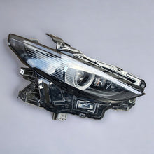 Laden Sie das Bild in den Galerie-Viewer, Frontscheinwerfer Mazda 3 Rechts Scheinwerfer Headlight