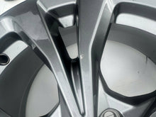 Laden Sie das Bild in den Galerie-Viewer, 1x Alufelge 18 Zoll 7.5&quot; 5x108 50ET LY4C-N2B Ford Rim Wheel