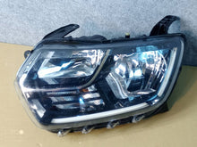 Laden Sie das Bild in den Galerie-Viewer, Frontscheinwerfer Dacia Duster 260609367R LED Links Scheinwerfer Headlight SCH7250199072ei