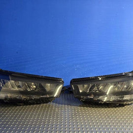 Frontscheinwerfer Skoda Fabia I 6V8941015 Ein Stück (Rechts oder Links) SCH9087043548aa