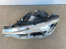 Laden Sie das Bild in den Galerie-Viewer, Frontscheinwerfer BMW F30 F31 8738711 Ein Stück (Rechts oder Links) Headlight