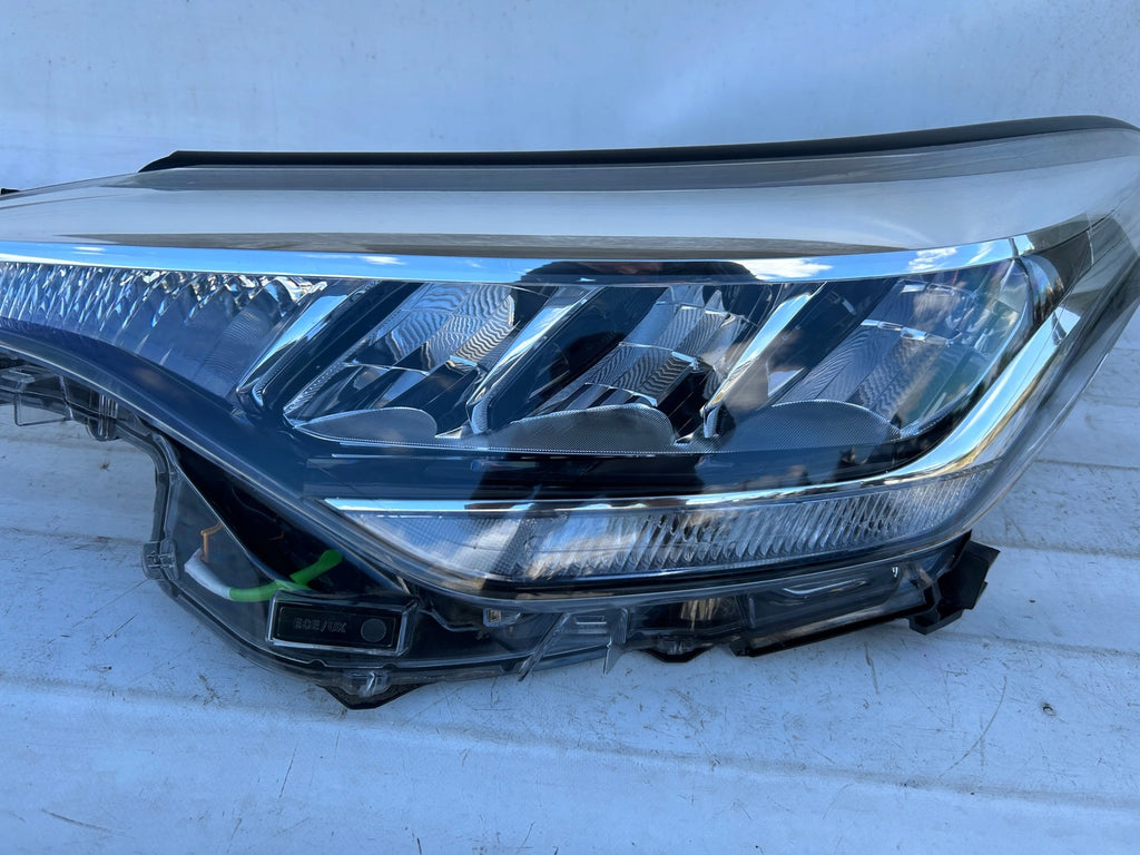 Frontscheinwerfer Toyota Chr 81150-F4180-00 LED Ein Stück (Rechts oder Links)