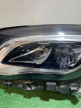 Laden Sie das Bild in den Galerie-Viewer, Frontscheinwerfer Mercedes-Benz Gla A1569066900 LED Links Scheinwerfer Headlight SCH2644554485zi