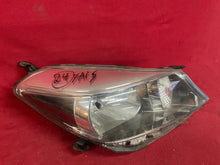 Load image into Gallery viewer, Frontscheinwerfer Toyota Yaris Rechts Scheinwerfer Headlight
