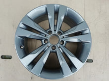 Laden Sie das Bild in den Galerie-Viewer, 1x Alufelge 18 Zoll 7.5&quot; 5x112 A2464010400 Mercedes-Benz W246 Rim Wheel