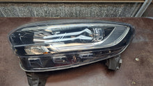 Load image into Gallery viewer, Frontscheinwerfer Renault Kadjar 260609857 LED Links Scheinwerfer Headlight