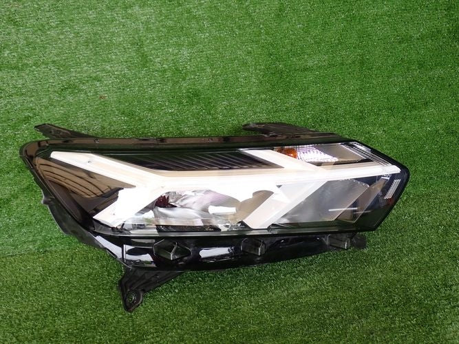 Frontscheinwerfer Dacia Sandero III Logan 260107978R Rechts Headlight SCH7706912514sv