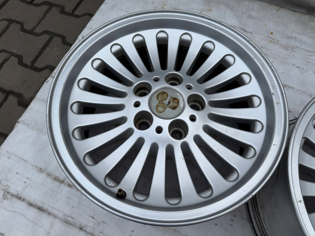 1x Alufelge 16 Zoll 7.0" 5x120 20ET 1092203 BMW 1 Rim Wheel