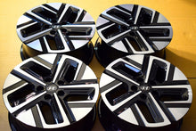 Load image into Gallery viewer, 4x Alufelge 17 Zoll 7.0&quot; 5x114.3 50ET Glanz Schwarz 52910-DD100 Hyundai Tucson