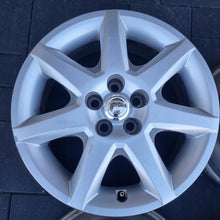 Laden Sie das Bild in den Galerie-Viewer, 4x Alufelge 16 Zoll 6.0" 5x100 45ET Silber Toyota Iii Rim Wheel FEL9441097612co