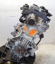 Load image into Gallery viewer, Motor Seat Skoda VW I Ibiza Roomster Fabia Polo BTS 1.6 111TKm Benzin Unkomplett MOT2613072633ru
