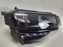 Laden Sie das Bild in den Galerie-Viewer, Frontscheinwerfer Skoda Karoq 57B941016A Ein Stück (Rechts oder Links) Headlight SCH6830641320hz