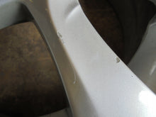 Laden Sie das Bild in den Galerie-Viewer, 1x Alufelge 15 Zoll 6.0&quot; 5x114.3 50ET Glanz Silber Mazda Rim Wheel
