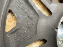 Load image into Gallery viewer, 1x Alufelge 17 Zoll 7.0" 5x114.3 50ET 52910-A8610 Kia Optima Rim Wheel FEL6896544203fj