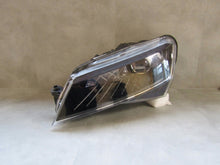 Laden Sie das Bild in den Galerie-Viewer, Frontscheinwerfer Skoda Superb III 3V1941015B Xenon Links Scheinwerfer Headlight
