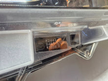 Laden Sie das Bild in den Galerie-Viewer, Frontscheinwerfer Mazda 3 BHR151030BSP 8972254300 Rechts Scheinwerfer Headlight SCH5902139388dx