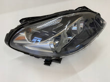 Load image into Gallery viewer, Frontscheinwerfer Mercedes-Benz W246 A2468200261 Rechts Scheinwerfer Headlight SCH5225331436lv