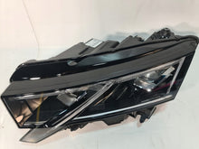 Load image into Gallery viewer, Frontscheinwerfer Skoda Octavia IV 5E4941035 LED Links Scheinwerfer Headlight SCH1573076250zy