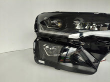 Laden Sie das Bild in den Galerie-Viewer, Frontscheinwerfer Skoda Karoq 57B941036B Full LED Rechts Scheinwerfer Headlight SCH1057354106du