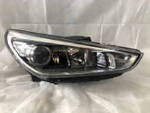 Load image into Gallery viewer, Frontscheinwerfer Hyundai I30 III 92102-Q4020 Rechts Scheinwerfer Headlight