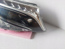Load image into Gallery viewer, Frontscheinwerfer Mercedes-Benz Vito 4479061501 Rechts Scheinwerfer Headlight