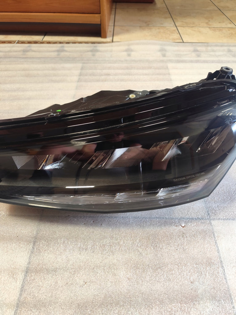 Frontscheinwerfer Skoda Fabia IV 6VB941015 Links Scheinwerfer Headlight SCH9319650936mb