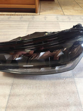 Laden Sie das Bild in den Galerie-Viewer, Frontscheinwerfer Skoda Fabia IV 6VB941015 Links Scheinwerfer Headlight SCH9319650936mb