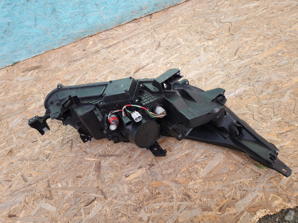 Frontscheinwerfer Mitsubishi Eclipse Cross 8301D185 LED Links Headlight