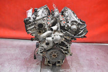 Load image into Gallery viewer, Motor Hyundai Santa I Fe G6BA 2.7 173PS 2002 Diesel Engine Unkomplett