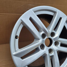 Laden Sie das Bild in den Galerie-Viewer, 1x Alufelge 17 Zoll 7.0" 5x112 8W0601025P Audi A4 B9 Rim Wheel FEL7501615053gi
