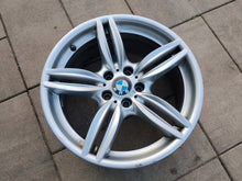 Load image into Gallery viewer, 1x Alufelge 19 Zoll 8.5" 5x120 33ET 7842652 BMW 1 Rim Wheel FEL8370349864pt