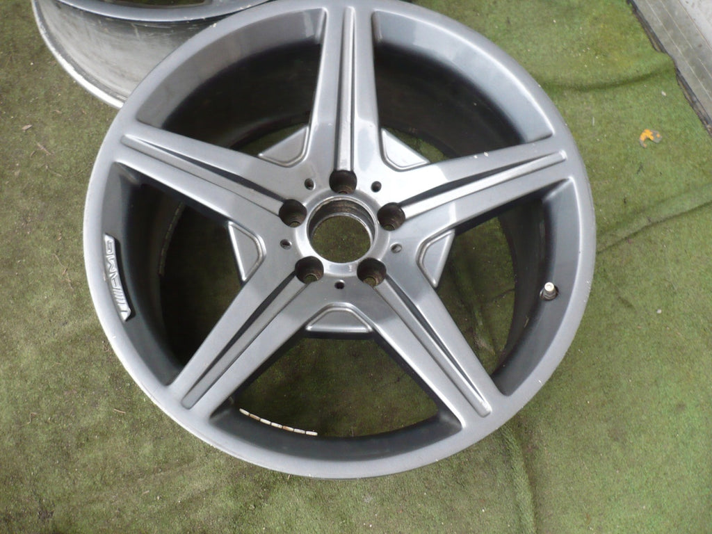 1x Alufelge 19 Zoll 9.5" 5x112 31ET A1714000402, A2114001402 Mercedes-Benz Amg