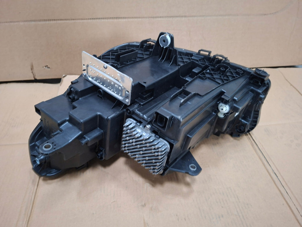 Frontscheinwerfer BMW X1 5A9A228-01 LED Rechts Scheinwerfer Headlight SCH8250386029xv