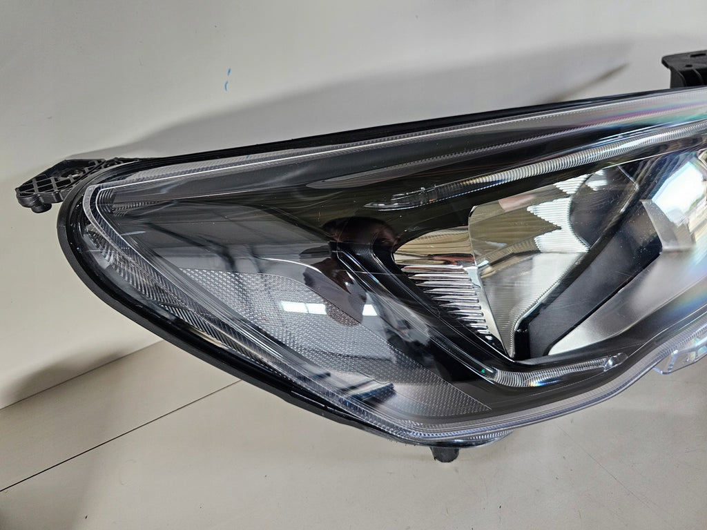 Frontscheinwerfer Ford Focus MX7B13E014CC LED Rechts Scheinwerfer Headlight