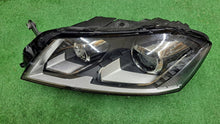 Laden Sie das Bild in den Galerie-Viewer, Frontscheinwerfer VW Passat B7 3AB941751 90005332 Links Scheinwerfer Headlight