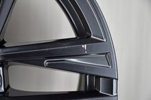 Load image into Gallery viewer, 1x Alufelge 18 Zoll 8.5" 5x112 36ET Glanz Graphit 6896768 BMW 1 Rim Wheel FEL5831442066er