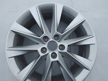 Laden Sie das Bild in den Galerie-Viewer, 1x Alufelge 17 Zoll 7.0&quot; 5x100 Schwarz 5JJ601025 Skoda Rapid Rim Wheel