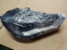 Load image into Gallery viewer, Frontscheinwerfer Audi A3 8V0941032 Bi-Xenon Rechts Scheinwerfer Headlight