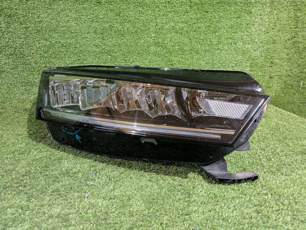 Frontscheinwerfer Skoda Octavia IV 5E4941016 Rechts Scheinwerfer Headlight SCH2304521264xp